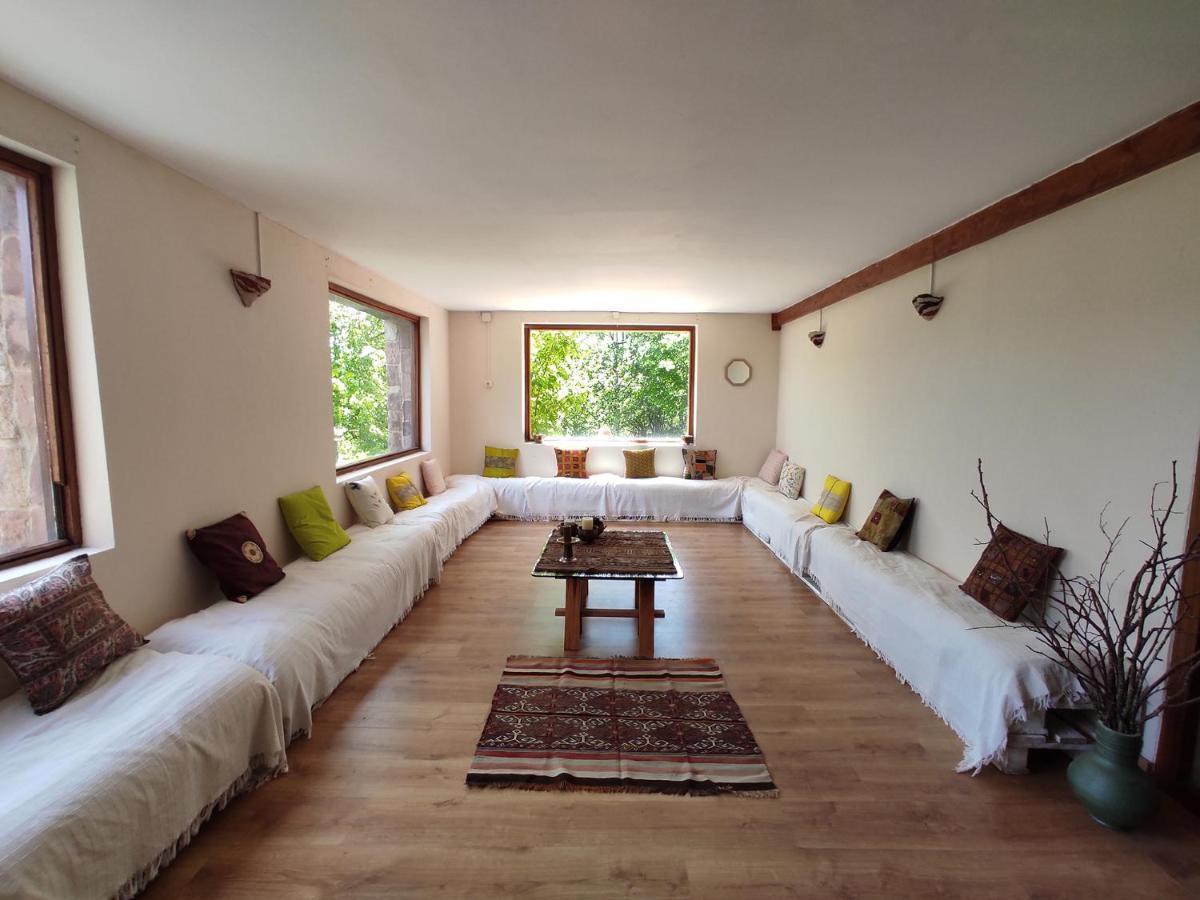 Pensjonat Centro Jardin Mandala Valberzoso Zewnętrze zdjęcie