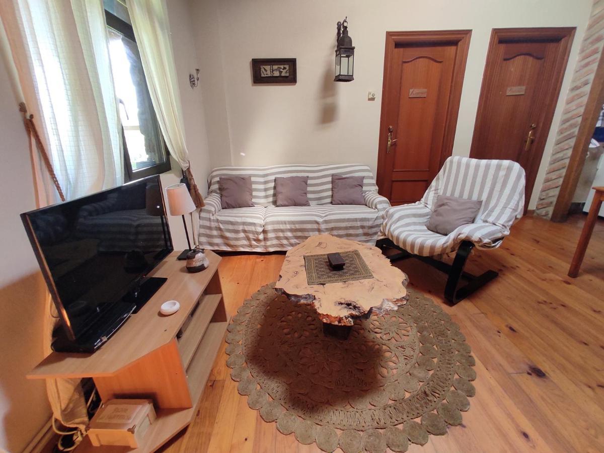 Pensjonat Centro Jardin Mandala Valberzoso Zewnętrze zdjęcie
